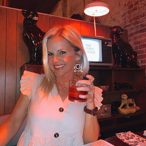 Meet your Posher, Renee